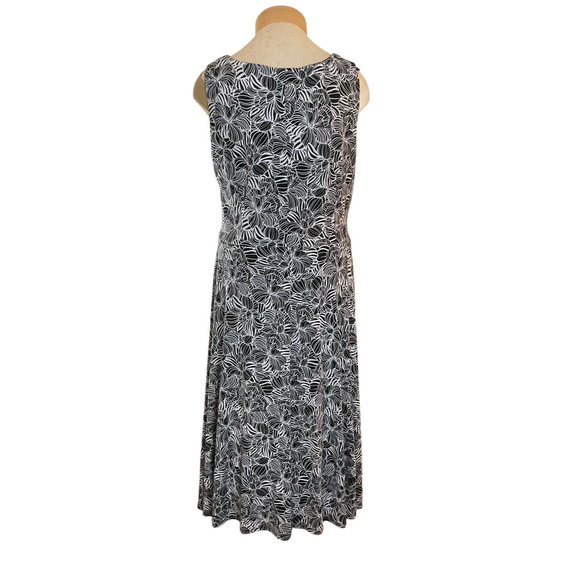 Perceptions Women's 16W Black White Dress Floral Print Scoop Neck Sleeveless - Picture 2 of 15